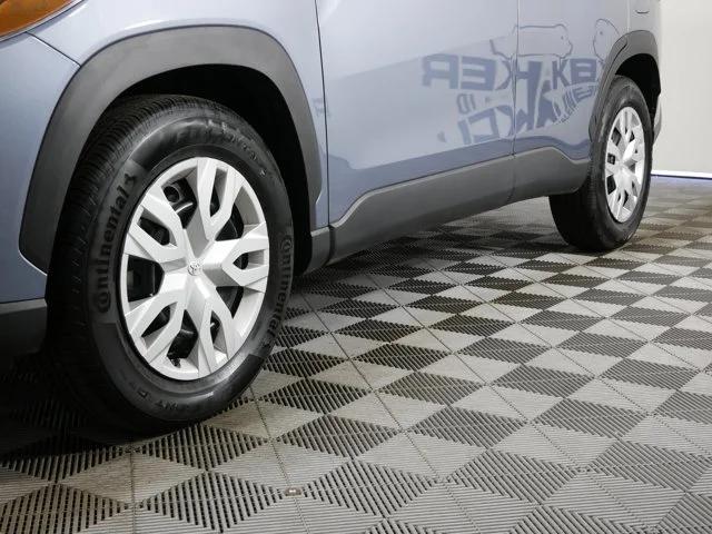 toyota corolla cross 2023 7MUAAABG1PV047021 image toyota corolla cross 2023 7MUAAABG1PV047021 image